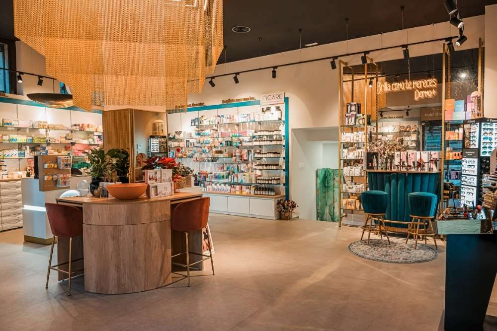 Galería de fotos de farmacias FarmaFlow