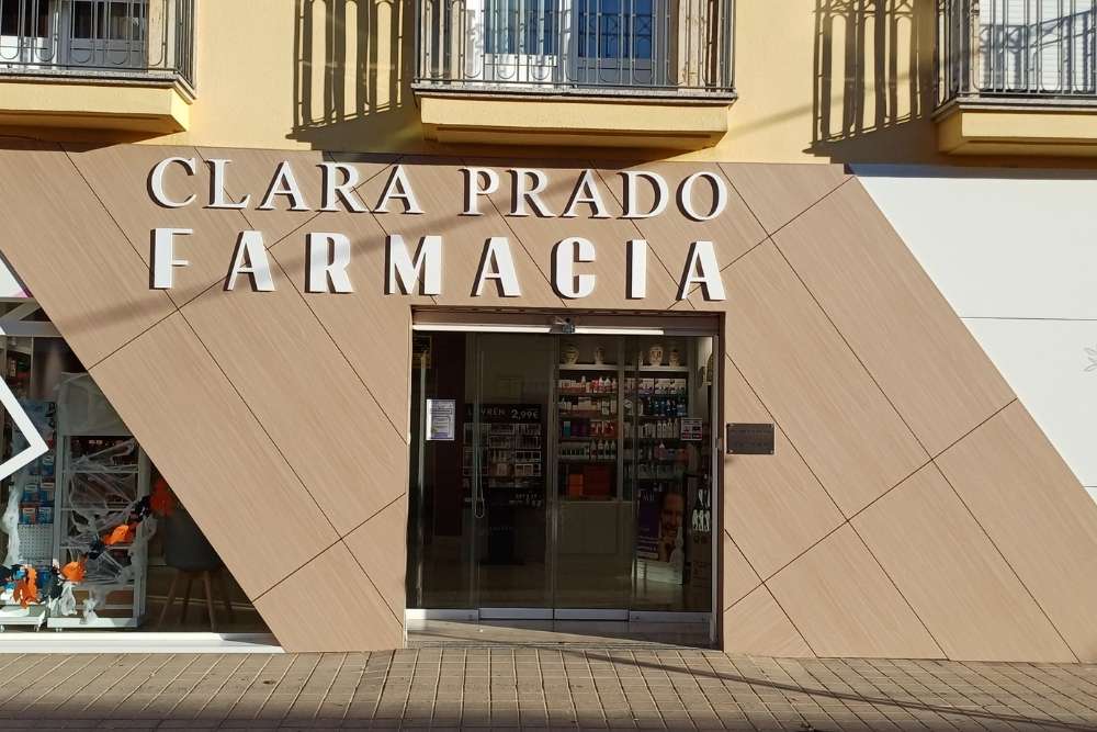 Galería de fotos de farmacias FarmaFlow