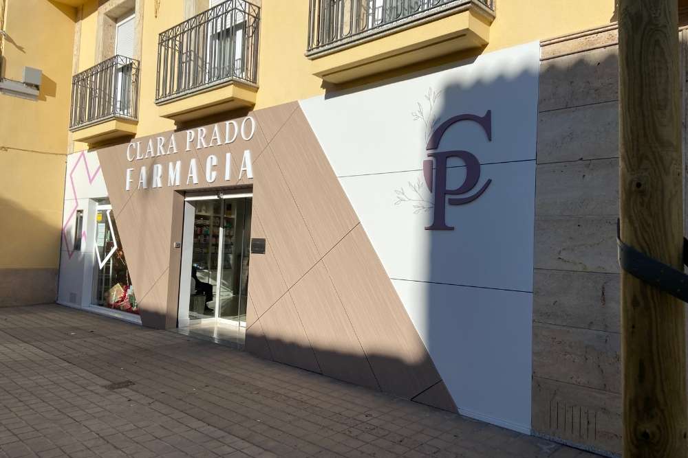 Galería de fotos de farmacias FarmaFlow